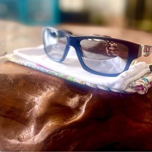 Oakley Jupiter squared Navy frame with chrome iridium lens (mint condition)